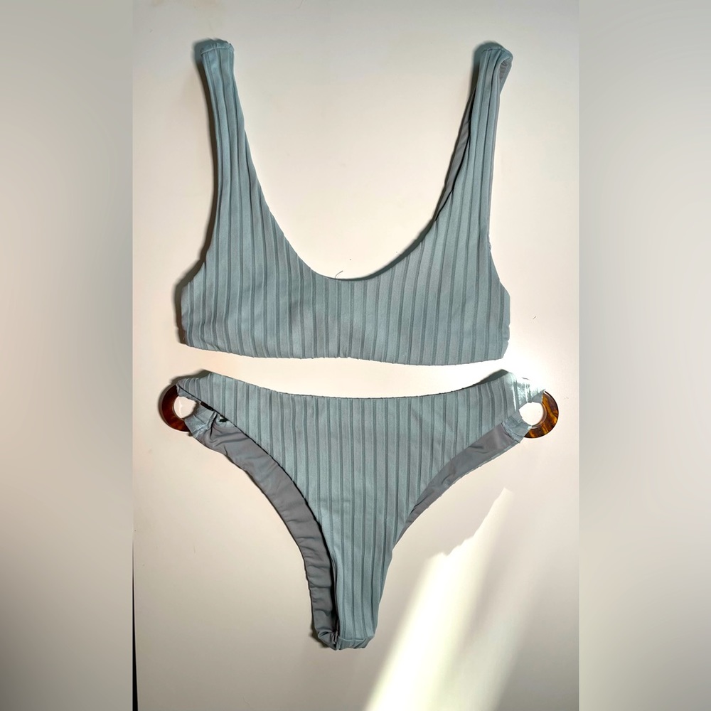 NWOT Cheeky bikini